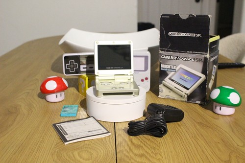 Nintendo game boy - game,